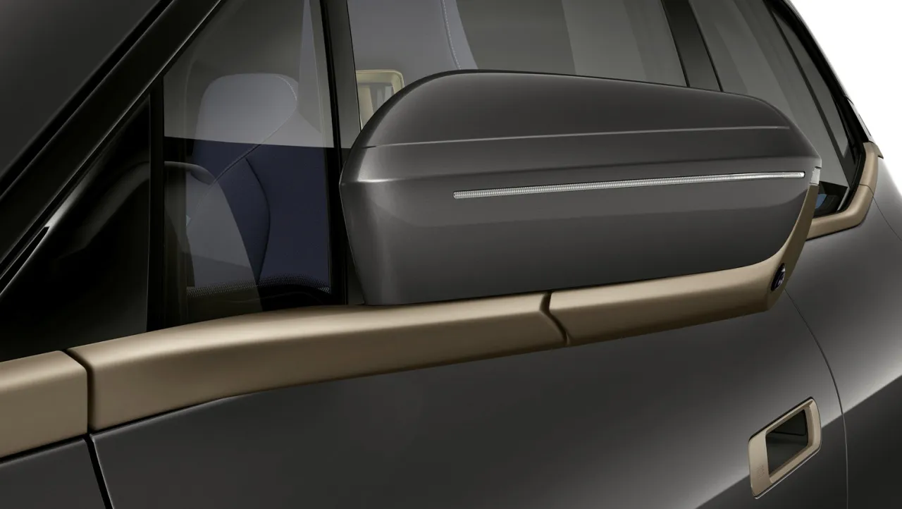 BMW Individual Exterieur Line Titanium Bronze